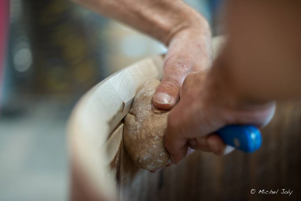 Fédération des Tonneliers de France - Communiqué de presse : la Fédération des Tonneliers de France a présenté MSG-FTF,  un mastic naturel sans allergène mis au point à son initiative